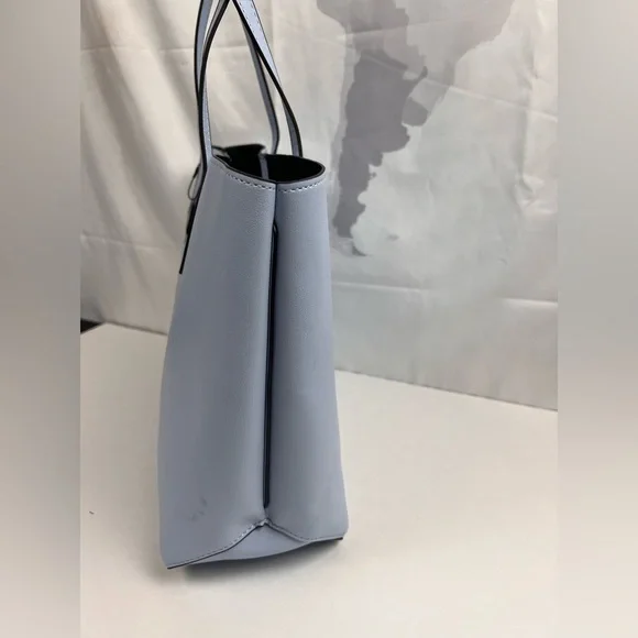 Kate Spade blue tote, it is new, DEAL alert 🚨 - Picture 3 of 11